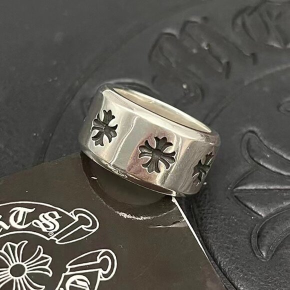 Chrome Hearts Hollow Cross Wide Ring - Picture 4 of 8